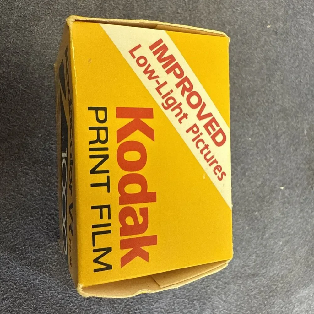 Vintage Kodacolor VR 1000 CF 135-36 35mm color print film 36 exposures